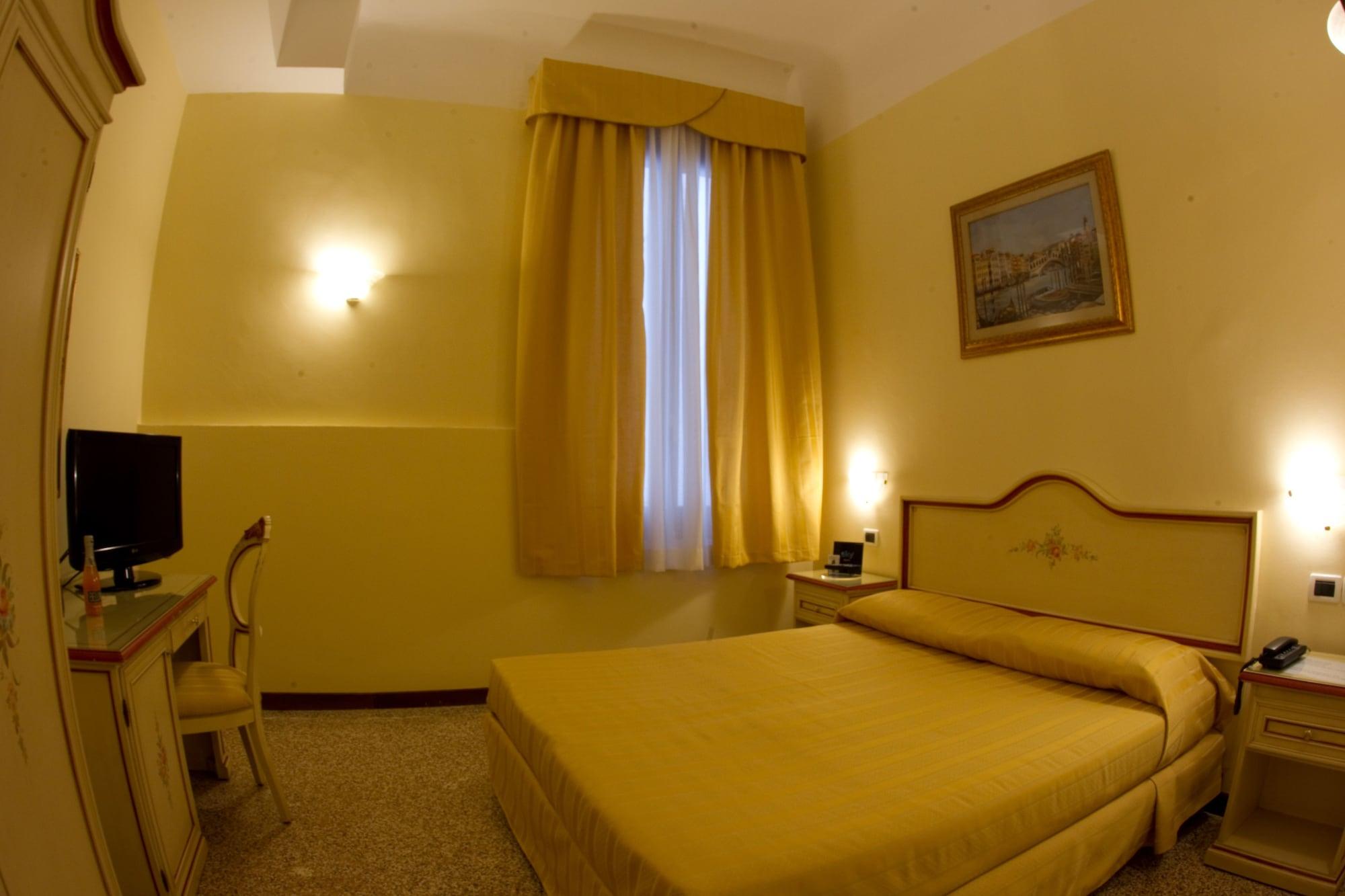 Locanda Poste Vecie Venezia Esterno foto