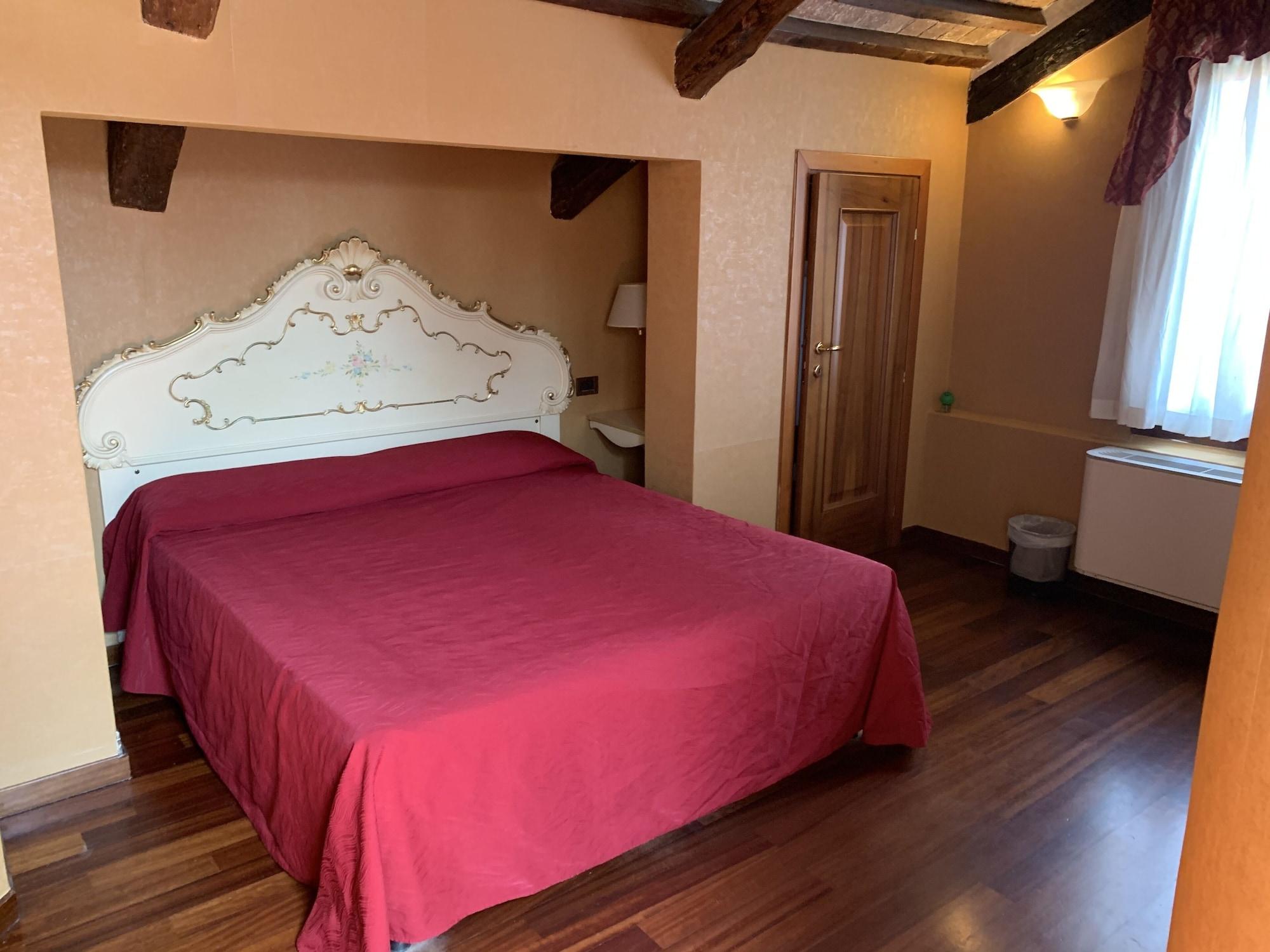 Locanda Poste Vecie Venezia Esterno foto