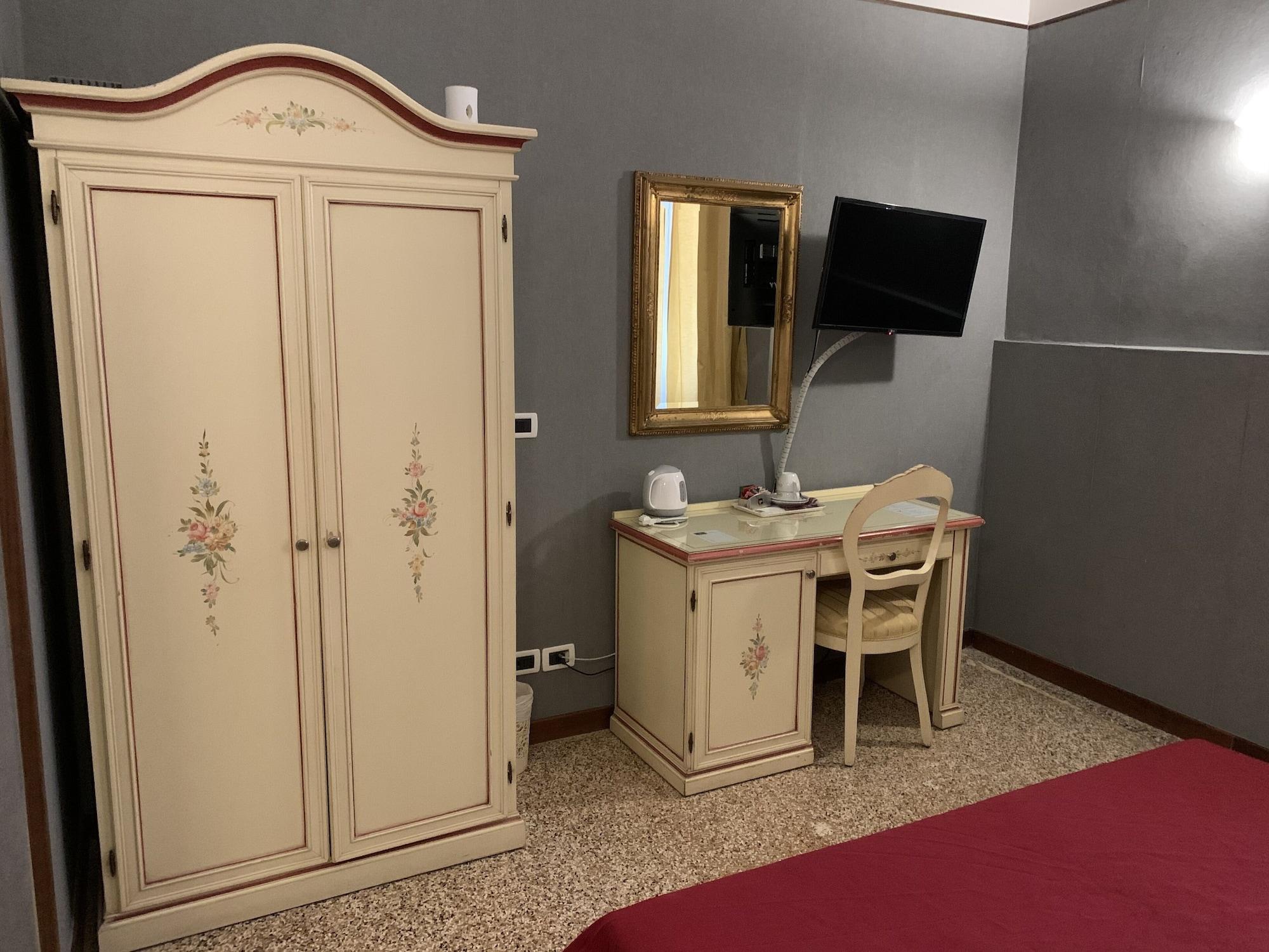 Locanda Poste Vecie Venezia Esterno foto