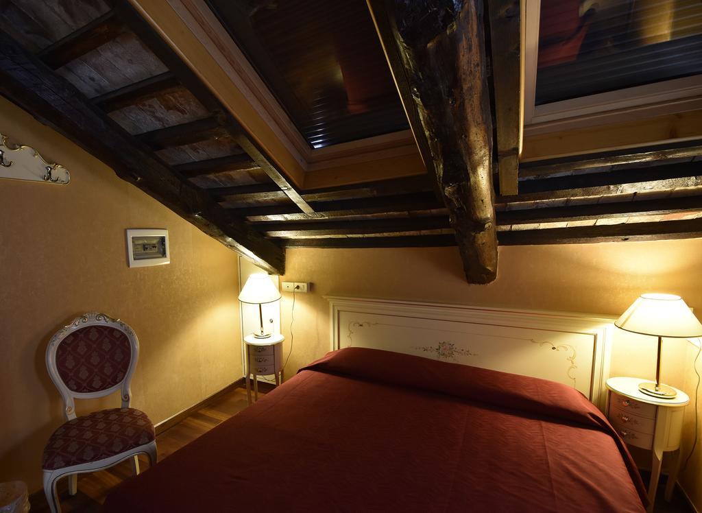 Locanda Poste Vecie Venezia Esterno foto